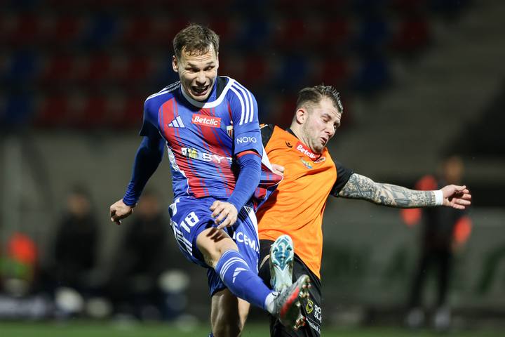 Football. Betclic I Liga. Polonia Bytom - Chrobry Glogow. 07.12.2025