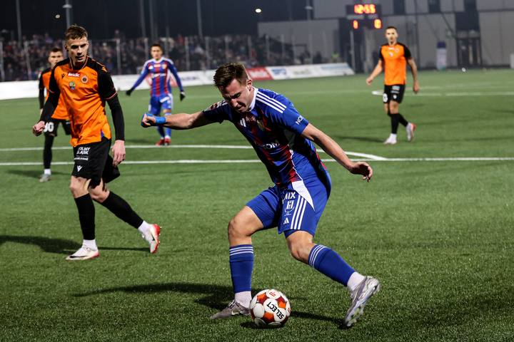 Football. Betclic I Liga. Polonia Bytom - Chrobry Glogow. 07.12.2025