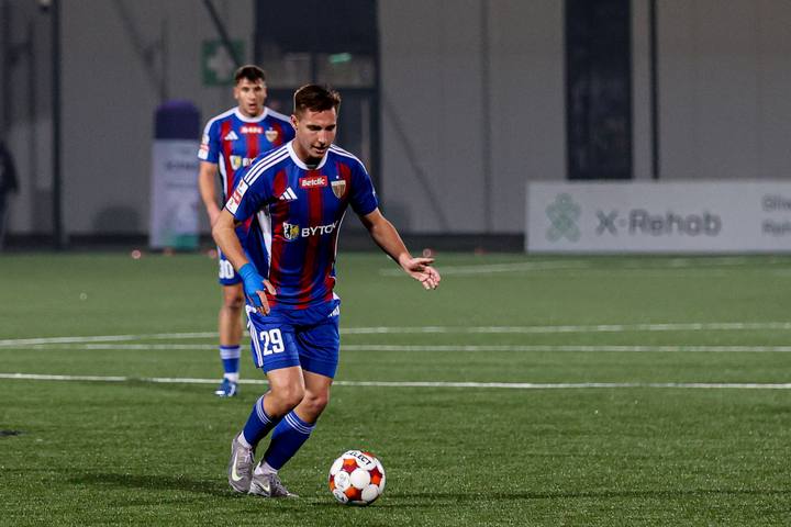 Football. Betclic I Liga. Polonia Bytom - Chrobry Glogow. 07.12.2025