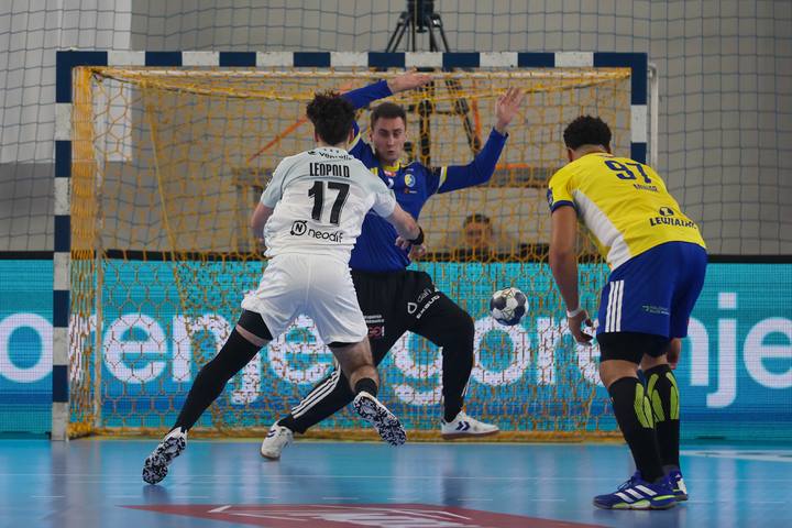 Handball. EHF Champions League. Industria Kielce - HBC Nantes. 15.10.2025