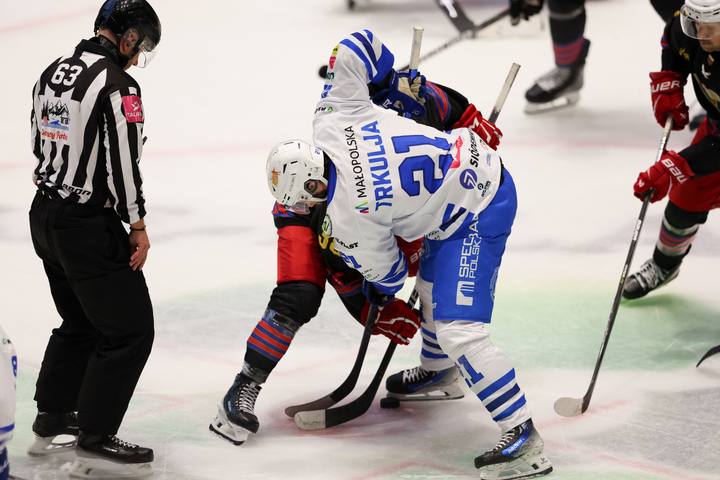 Ice Hockey. Tauron Hokej Liga. Unia Oswiecim - Polonia Bytom. 19.09.2025
