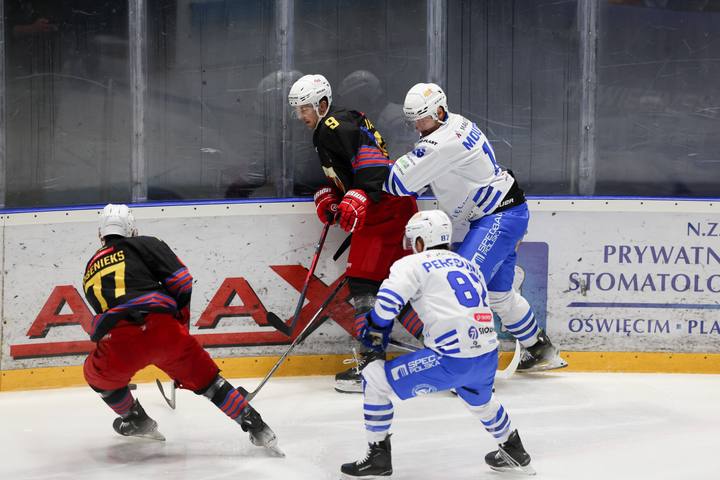 Ice Hockey. Tauron Hokej Liga. Unia Oswiecim - Polonia Bytom. 19.09.2025