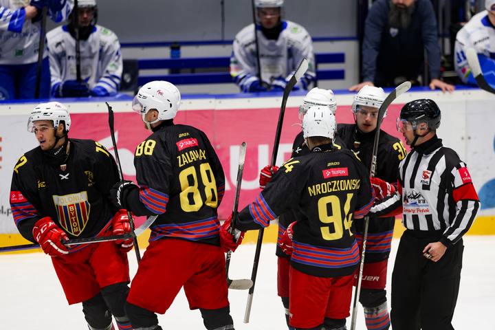Ice Hockey. Tauron Hokej Liga. Unia Oswiecim - Polonia Bytom. 19.09.2025