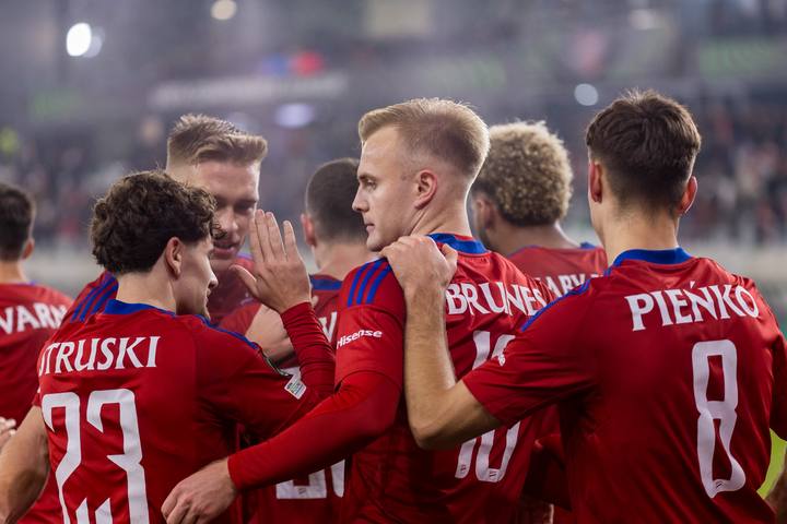 Football. UEFA Conference League. Rakow Czestochowa - Zrinjski Mostar. 11.12.2025