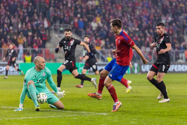 Football. UEFA Conference League. Rakow Czestochowa - Zrinjski Mostar. 11.12.2025