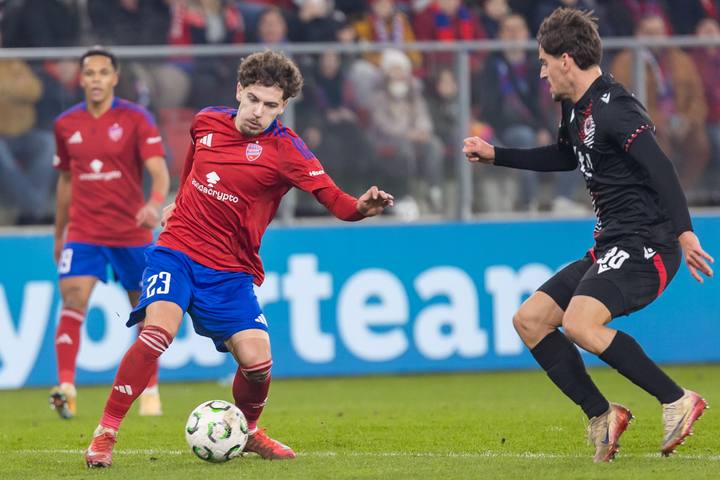 Football. UEFA Conference League. Rakow Czestochowa - Zrinjski Mostar. 11.12.2025