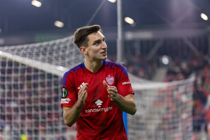 Football. UEFA Conference League. Rakow Czestochowa - Zrinjski Mostar. 11.12.2025