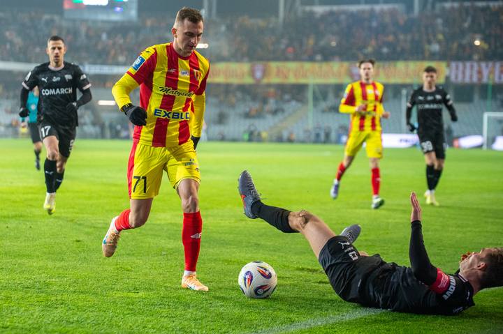 Football. PKO BP Ekstraklasa. Korona Kielce - Cracovia. 29.11.2025