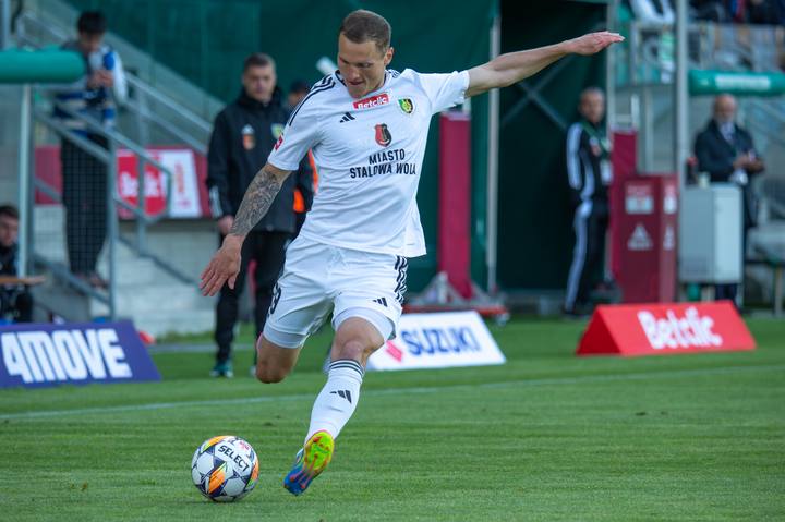 Football. Betclic I Liga. Stal Stalowa Wola - Znicz Pruszkow. 09.05.2025