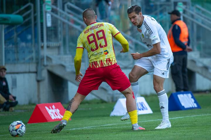 Football. Betclic I Liga. Stal Stalowa Wola - Znicz Pruszkow. 09.05.2025