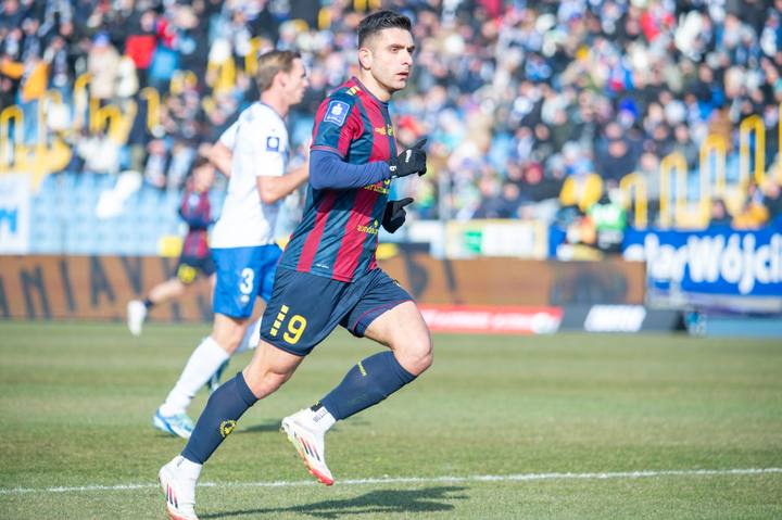 Football. PKO BP Ekstraklasa. Stal Mielec - Pogon Szczecin. 16.02.2025