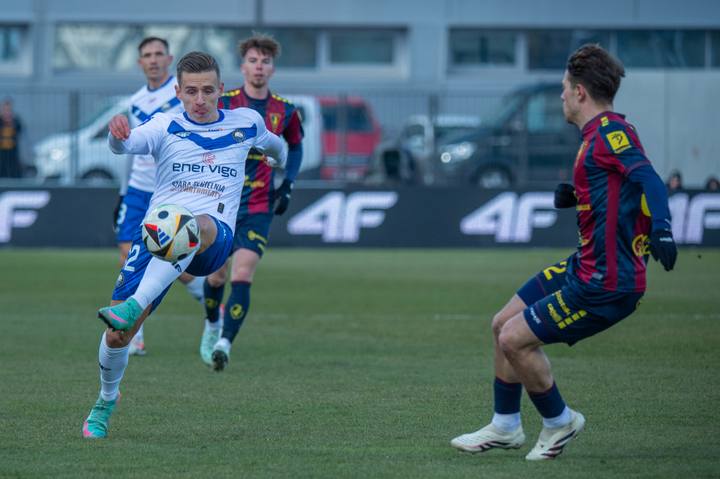 Football. PKO BP Ekstraklasa. Stal Mielec - Pogon Szczecin. 16.02.2025