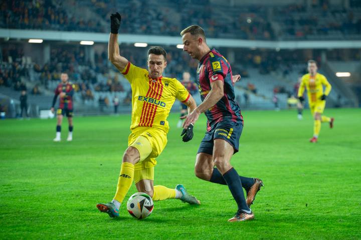 Football. PKO BP Ekstraklasa. Korona Kielce - Pogon Szczecin. 09.12.2024