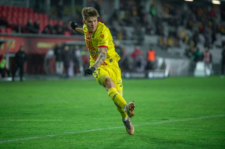 Football. PKO BP Ekstraklasa. Korona Kielce - Pogon Szczecin. 09.12.2024