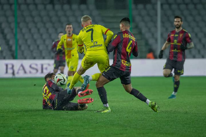 Football. PKO BP Ekstraklasa. Korona Kielce - Pogon Szczecin. 09.12.2024