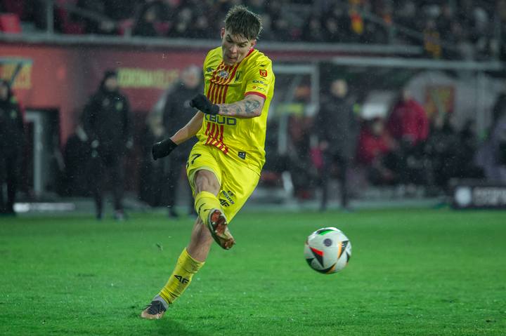 Football. PKO BP Ekstraklasa. Korona Kielce - Pogon Szczecin. 09.12.2024