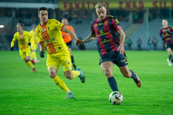 Football. PKO BP Ekstraklasa. Korona Kielce - Pogon Szczecin. 09.12.2024