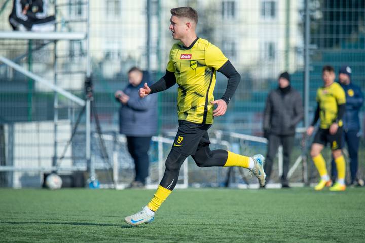 Football. Betclic 1/2 Liga. Stal Stalowa Wola - KS Wieczysta Krakow. 07.02.2025