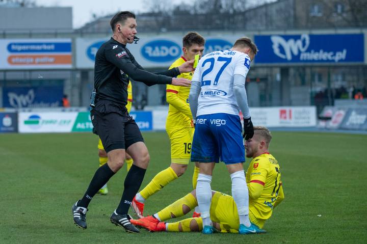 Football. PKO BP Ekstraklasa. Stal Mielec - Korona Kielce. 01.03.2025