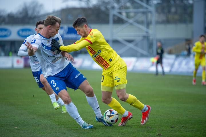 Football. PKO BP Ekstraklasa. Stal Mielec - Korona Kielce. 01.03.2025