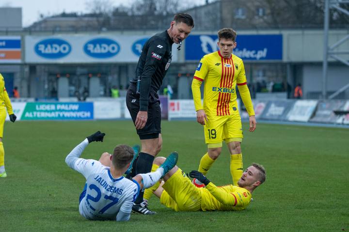 Football. PKO BP Ekstraklasa. Stal Mielec - Korona Kielce. 01.03.2025