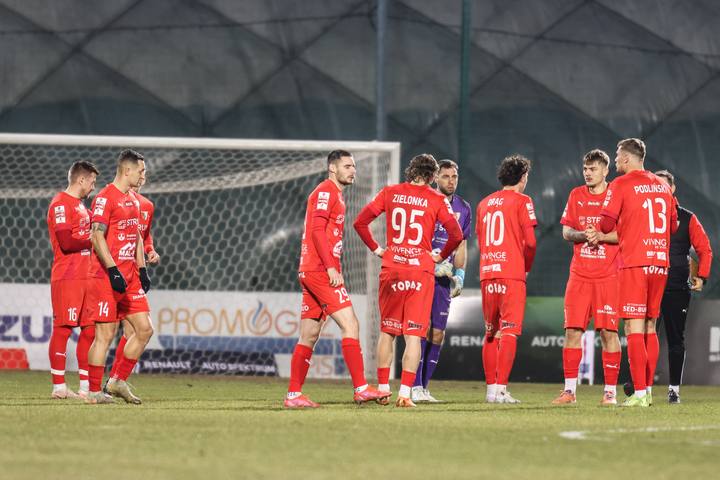 Football. Betclic I Liga. Puszcza Niepolomice - Pogon Siedlce. 06.03.2026