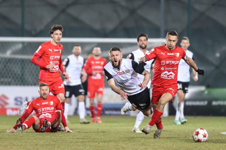 Football. Betclic I Liga. Puszcza Niepolomice - Pogon Siedlce. 06.03.2026