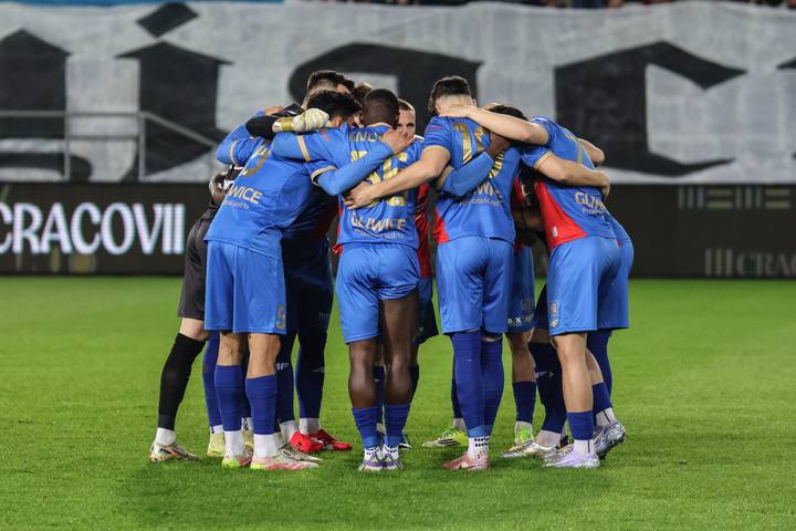 Football. PKO BP Ekstraklasa. Cracovia - Piast Gliwice. 27.02.2026