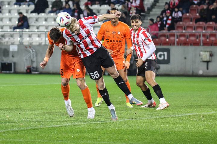 Football. PKO BP Ekstraklasa. Cracovia - KGHM Zaglebie Lubin. 03.11.2025