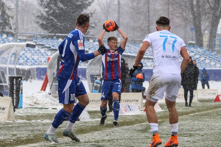 Football. Betclic I Liga. Stal Rzeszow - Polonia Bytom. 15.02.2026