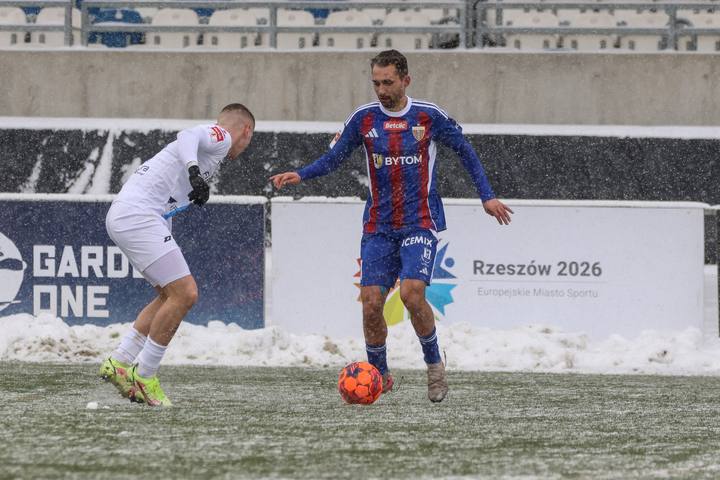 Football. Betclic I Liga. Stal Rzeszow - Polonia Bytom. 15.02.2026