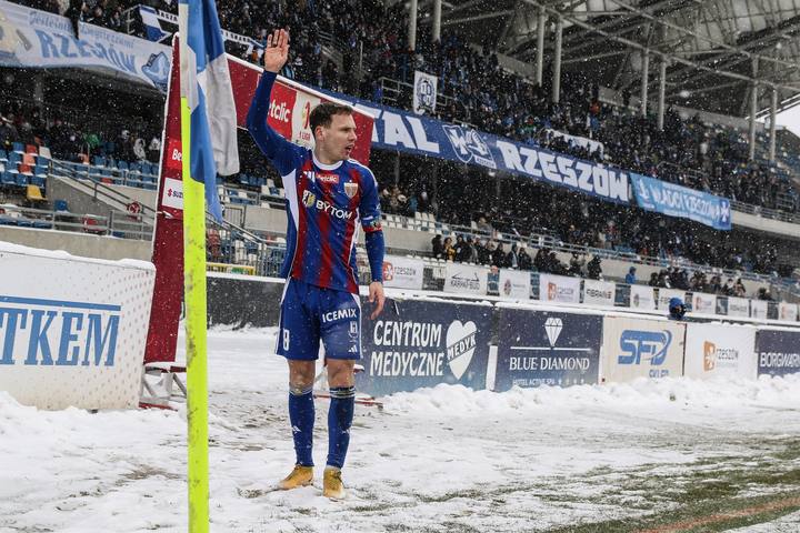 Football. Betclic I Liga. Stal Rzeszow - Polonia Bytom. 15.02.2026