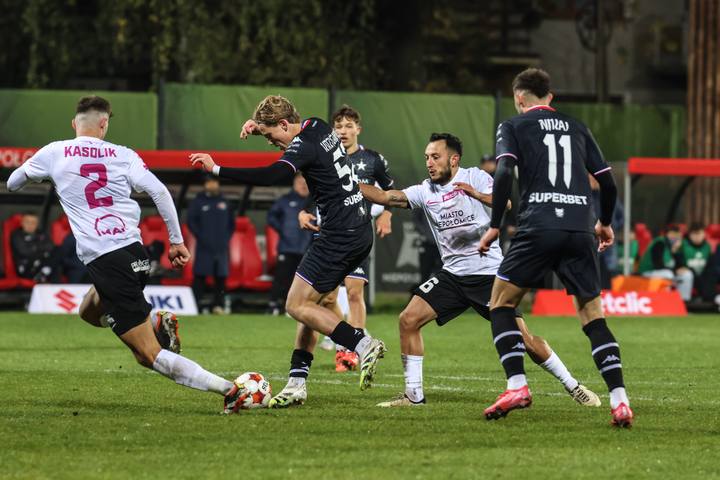 Football. Betclic I Liga. Puszcza Niepolomice - Wisla Krakow. 20.10.2025