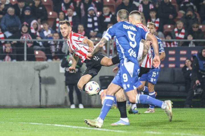 Football. PKO BP Ekstraklasa. Cracovia - Lech Poznan. 07.12.2025