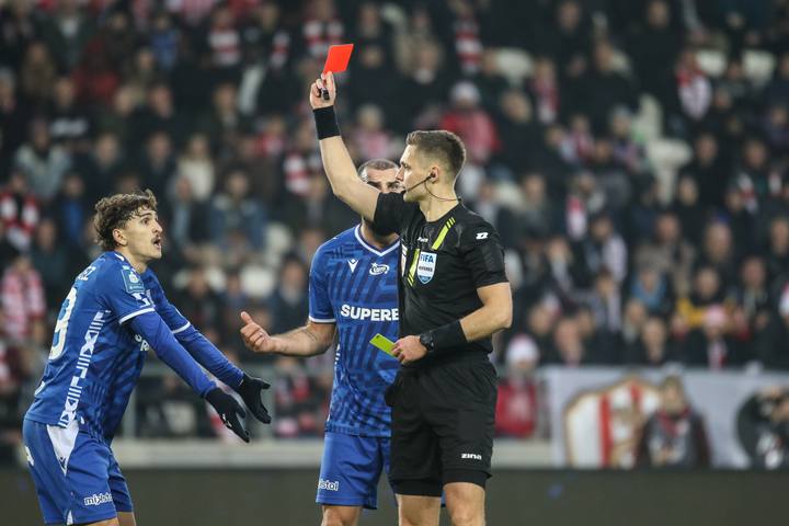 Football. PKO BP Ekstraklasa. Cracovia - Lech Poznan. 07.12.2025