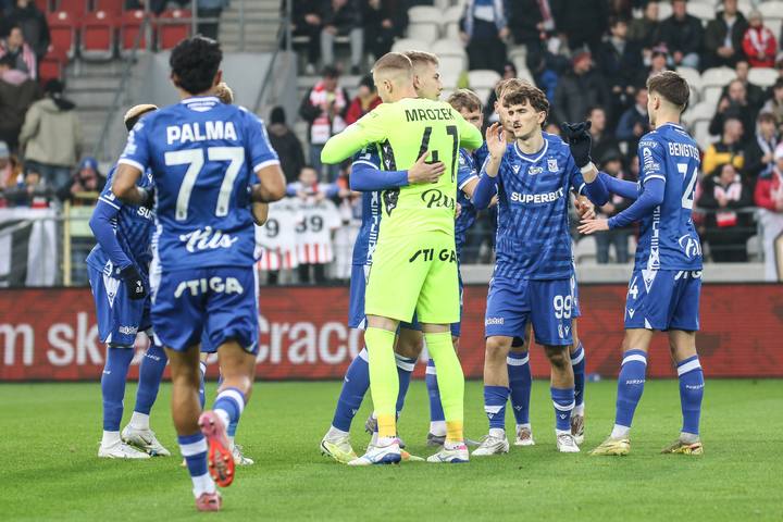 Football. PKO BP Ekstraklasa. Cracovia - Lech Poznan. 07.12.2025