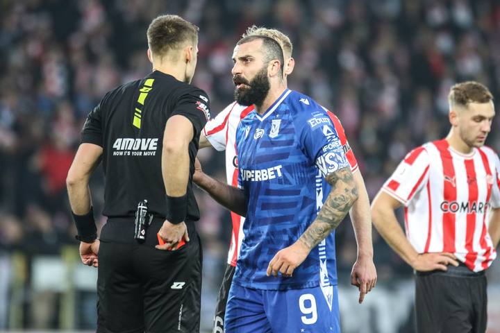 Football. PKO BP Ekstraklasa. Cracovia - Lech Poznan. 07.12.2025