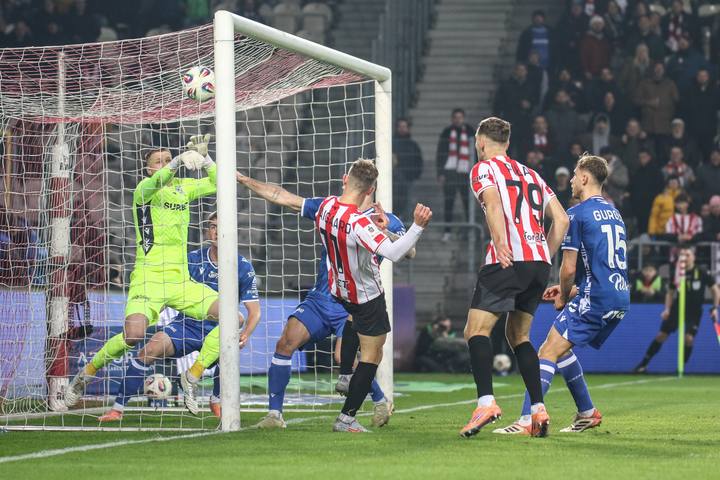 Football. PKO BP Ekstraklasa. Cracovia - Lech Poznan. 07.12.2025