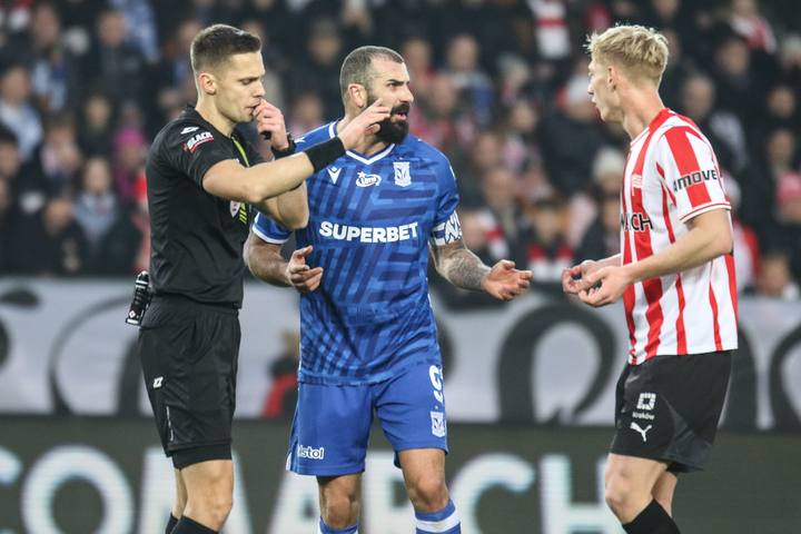 Football. PKO BP Ekstraklasa. Cracovia - Lech Poznan. 07.12.2025