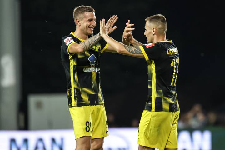 Football. Betclic 1 Liga. Puszcza Niepolomice - Wieczysta Krakow. 11.08.2025