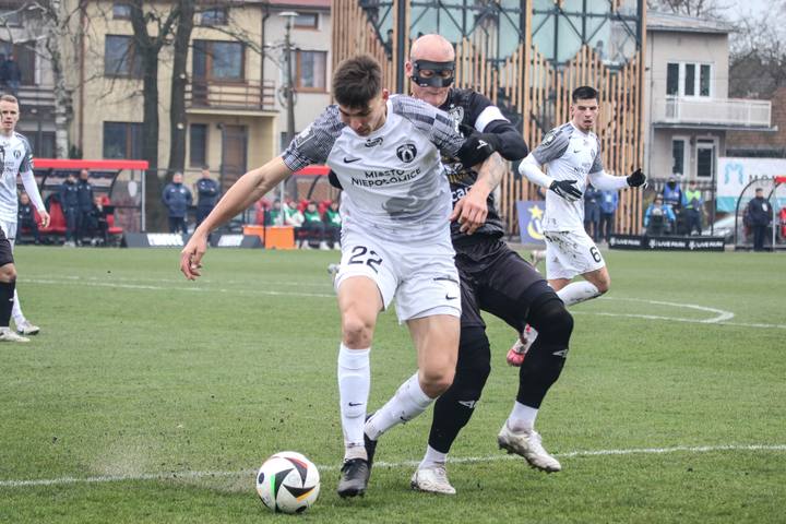 Football. PKO BP Ekstraklasa. Puszcza Niepolomice - Piast Gliwice. 16.03.2025