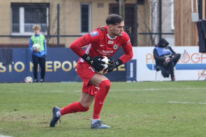 Football. PKO BP Ekstraklasa. Puszcza Niepolomice - Piast Gliwice. 16.03.2025