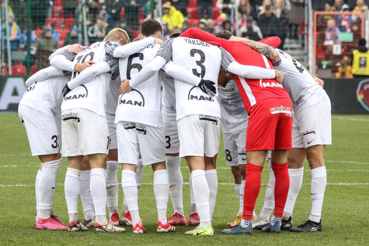 Football. PKO BP Ekstraklasa. Puszcza Niepolomice - Piast Gliwice. 16.03.2025