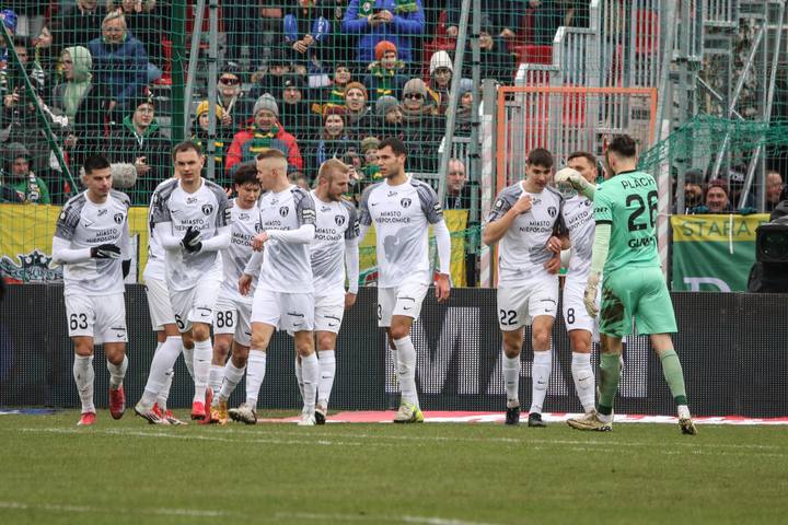 Football. PKO BP Ekstraklasa. Puszcza Niepolomice - Piast Gliwice. 16.03.2025