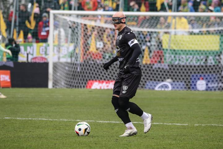 Football. PKO BP Ekstraklasa. Puszcza Niepolomice - Piast Gliwice. 16.03.2025