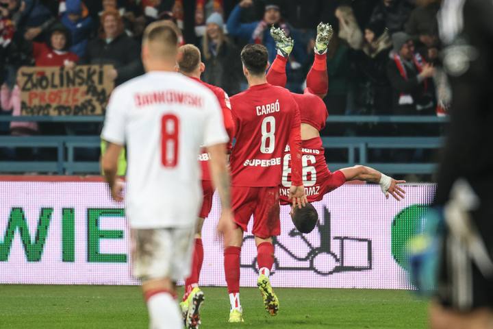 Football. Betclic 1. Liga. Wisla Krakow - LKS Lodz. 30.11.2024