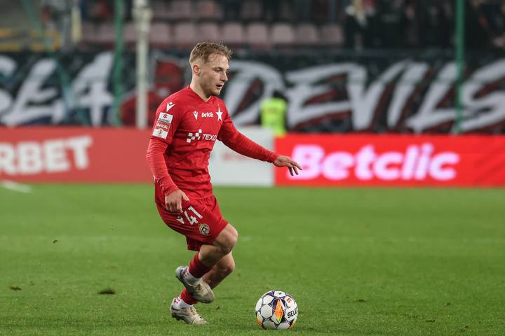 Football. Betclic 1. Liga. Wisla Krakow - LKS Lodz. 30.11.2024