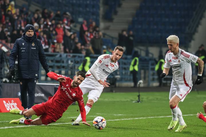 Football. Betclic 1. Liga. Wisla Krakow - LKS Lodz. 30.11.2024