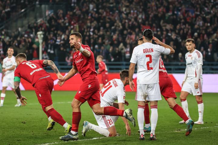 Football. Betclic 1. Liga. Wisla Krakow - LKS Lodz. 30.11.2024