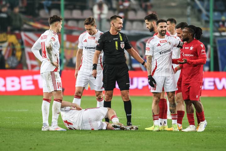 Football. Betclic 1. Liga. Wisla Krakow - LKS Lodz. 30.11.2024